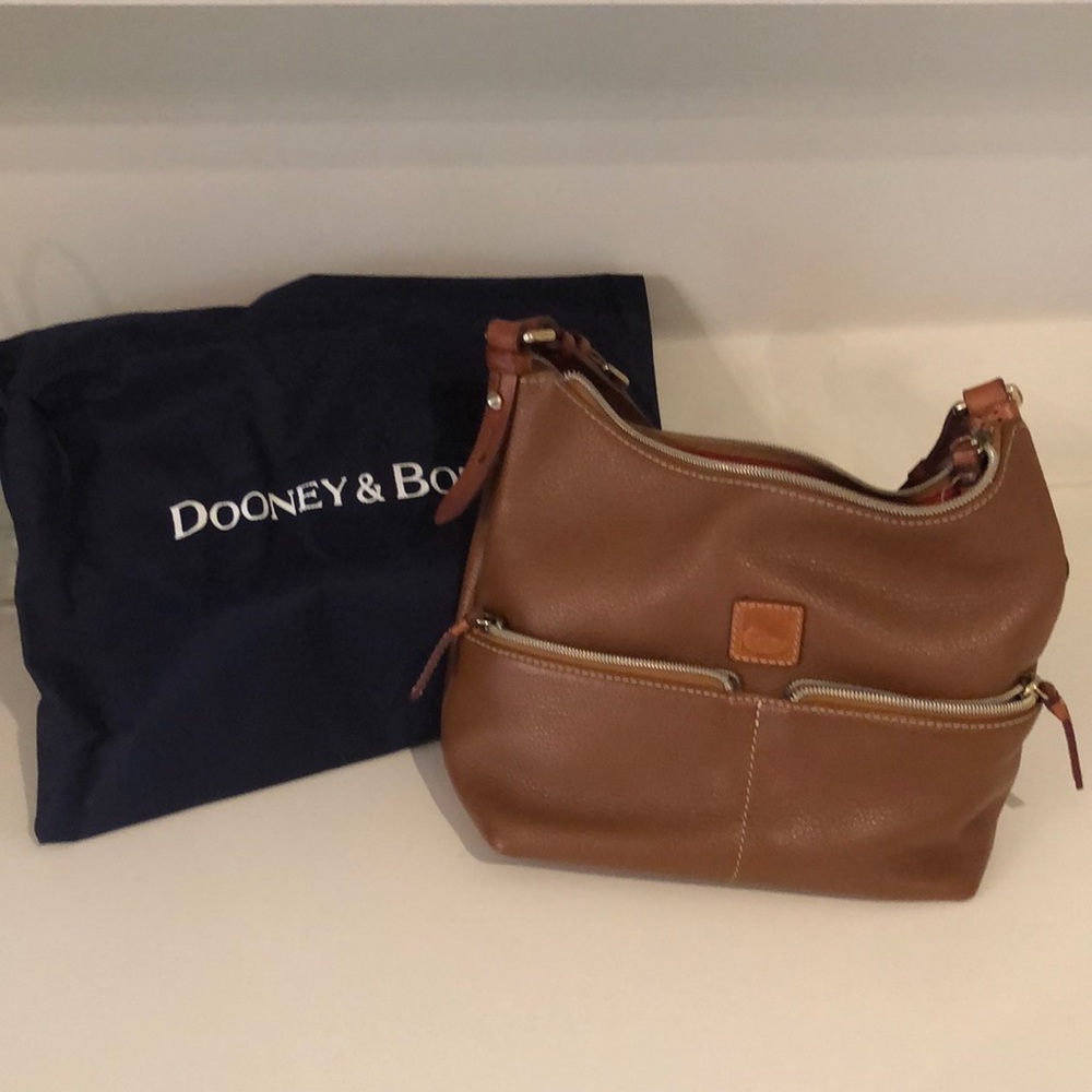 Dooney & Bourke light brown leather purse